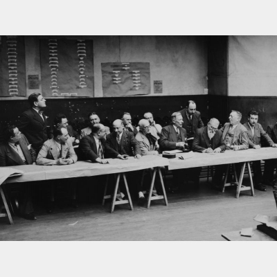 Réunion des dirigeants du Front Populaire, 1935-Collection Keystone
